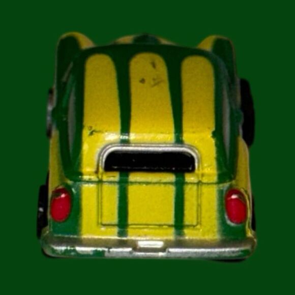 Vintage 1989 Galoob Micro Machines Surf Star Sedan Dicast Car A3 - Picture 6 of 7